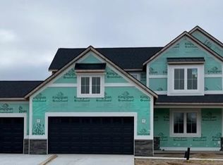 6318 Springer Dr, Rockford, MI 49341