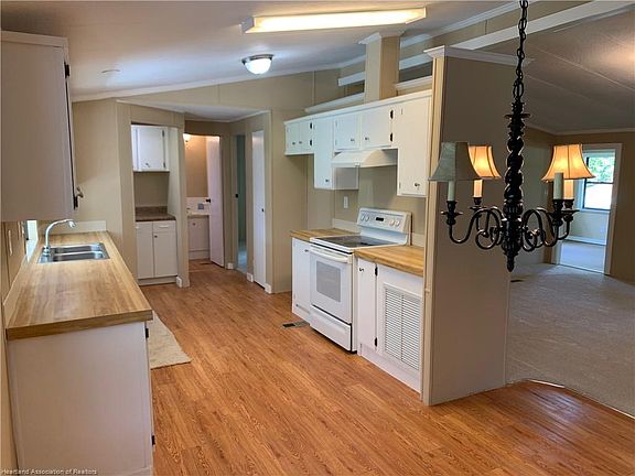 2nd image of 2855 NE 103rd Ave