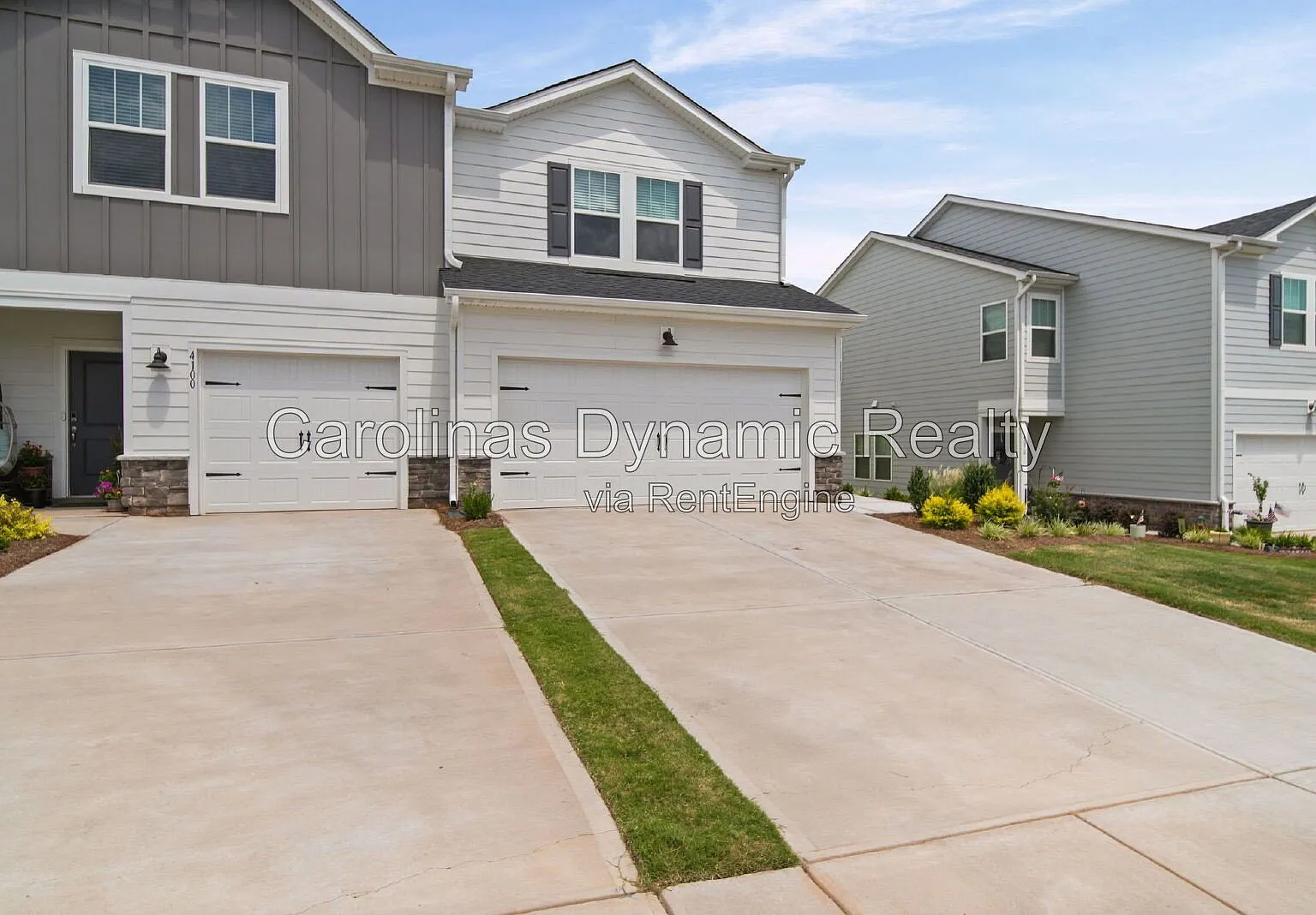 3 bed, 2.5 bath, 1608 sqft, $2,200 — Photo 2