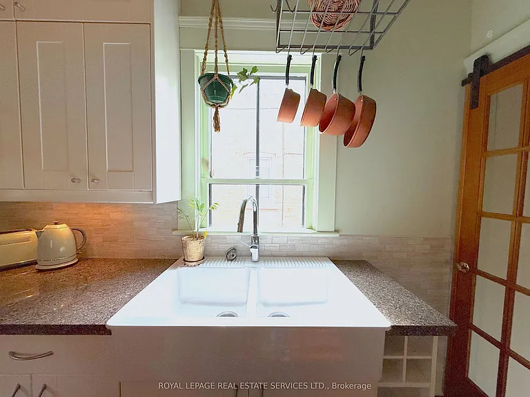 14 Duke St — Photo 14
