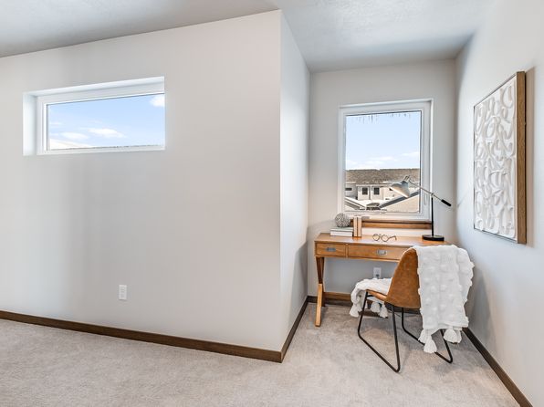 sioux-falls-south-dakota-443812591 picture