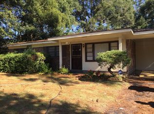 1450 Forest Dale Dr, Mobile, AL 36618