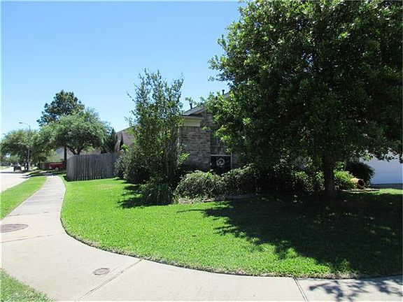 3rd image of 16603 Cypress Marsh Ct