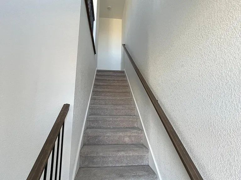 17716 Olive St — Photo 5
