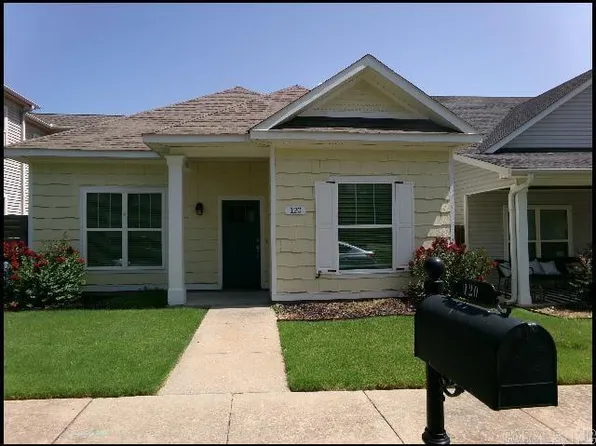 120 Nantucket Loop, Maumelle, AR 72113