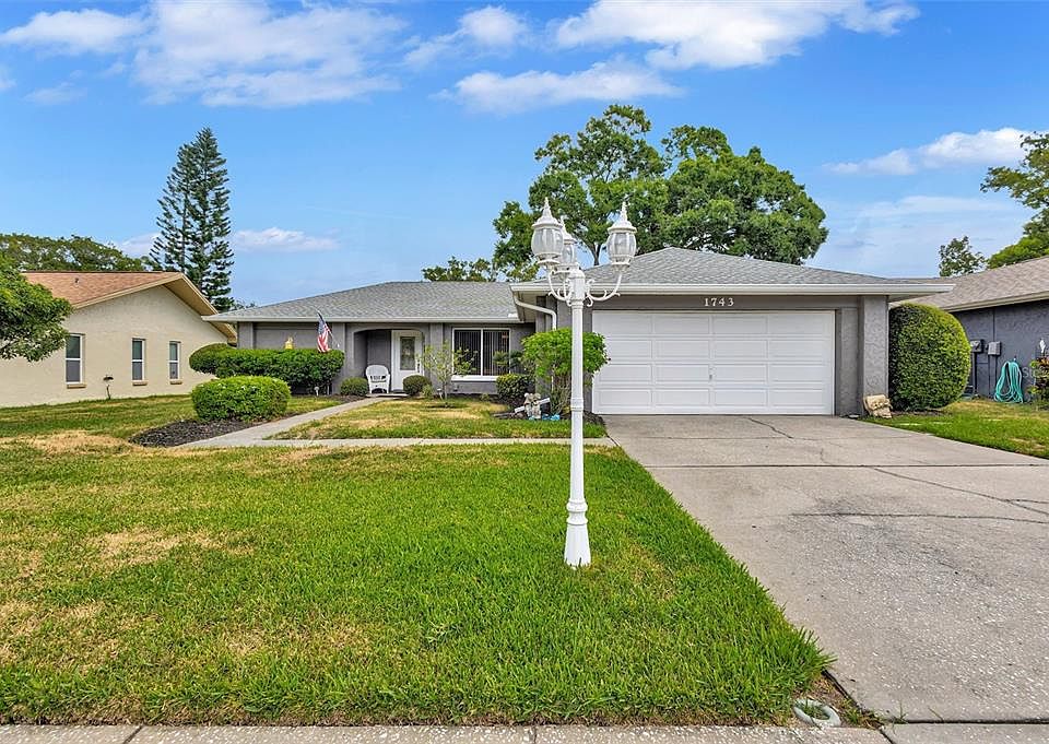 1st image of 1743 MACDONNELL DRIVE