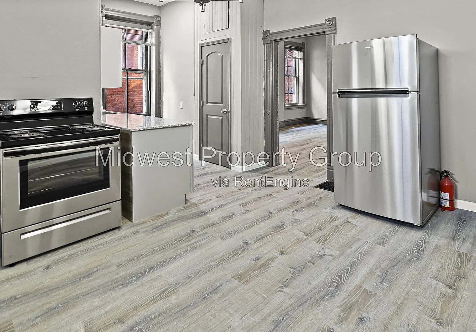 1 bed, 1.0 bath, $945 — Photo 2
