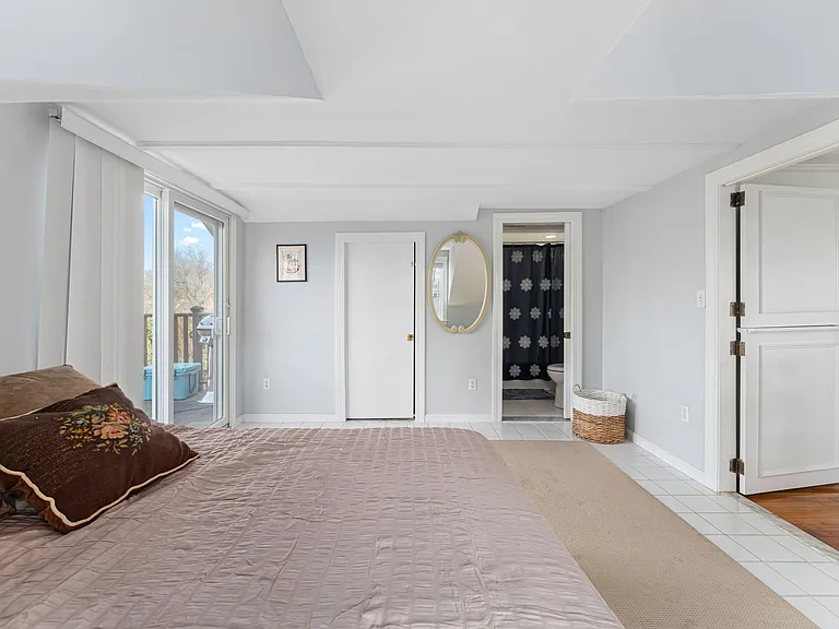 45 Elm St — Photo 11