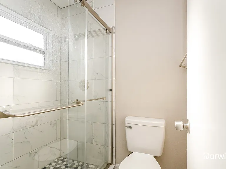7132 Brookside Trl — Photo 10
