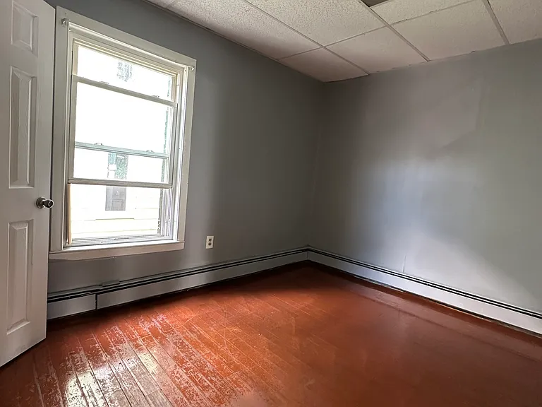 720 Lisbon St #2 — Photo 5