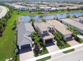 4306 Aurora St, Naples, FL 34119