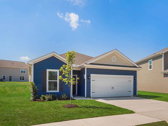 The Maple is a beautiful, single-story home at Honey Farms