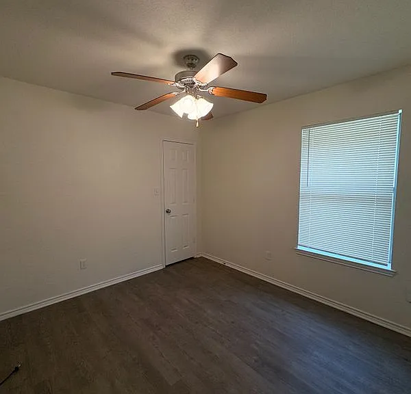 8128 Doreen Ave — Photo 13