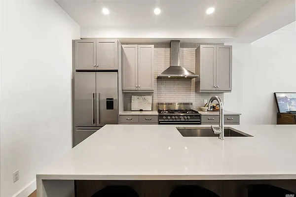 Sold by Century 21 Milestone Realty | media 19