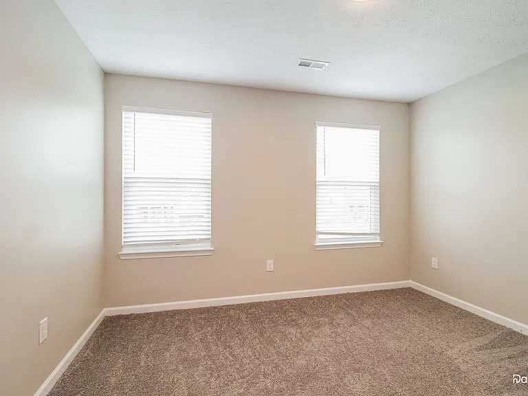 3944 Applegate Ct — Photo 11