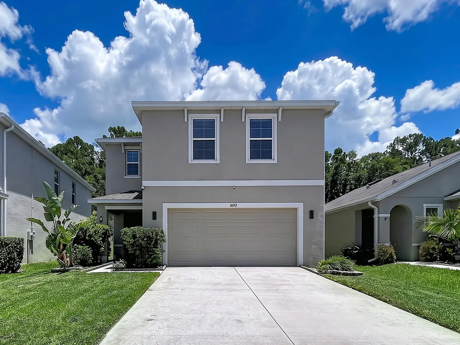 4 bed, 2.5 bath, 2260 sqft, $2,950 — Photo 3