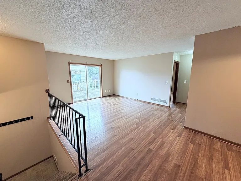 1707 Hallmark Ave N — Photo 3