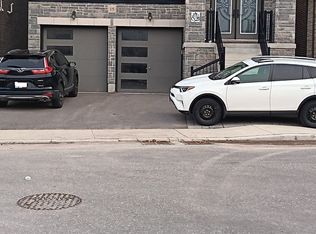 400 Finch Ave #15, Pickering, ON L1V 0G7