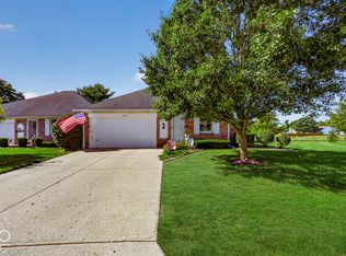 1278 Holiday Ln W, Brownsburg, IN 46112