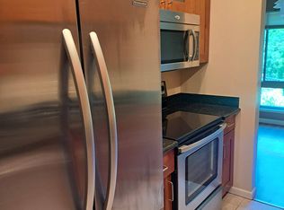 450 N Civic Dr APT 306, Walnut Creek, CA 94596