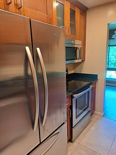 450 N Civic Dr #306 Photo 1