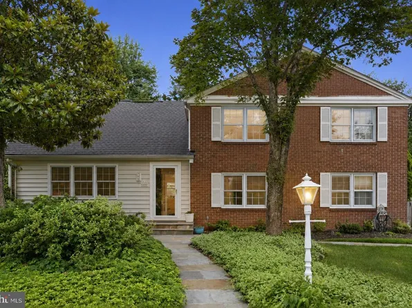 8406 Geneva Mason Rd, Potomac, MD 20854