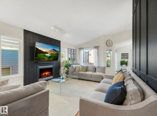 3239 21st St NW, Edmonton, AB T6T 0A8