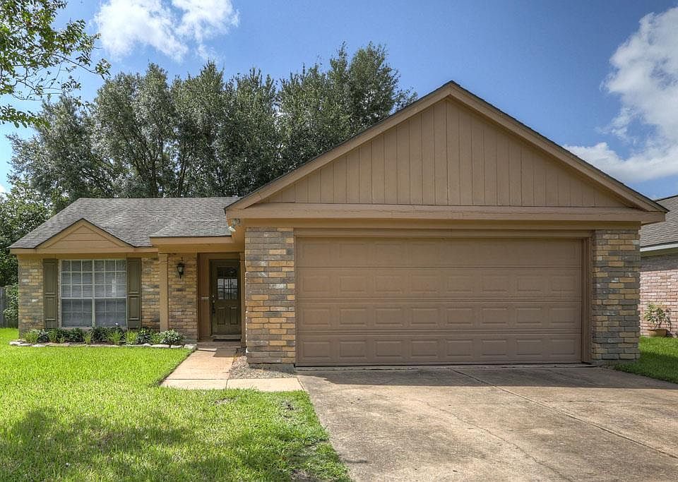 1st image of 21419 Park Orchard Dr