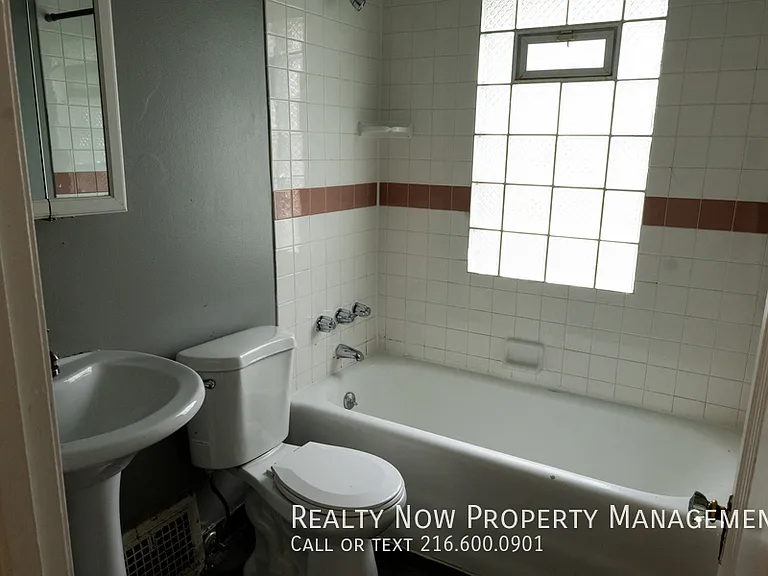 1504 Sherbrook Rd #1-1504SHERBROOK1 — Photo 56