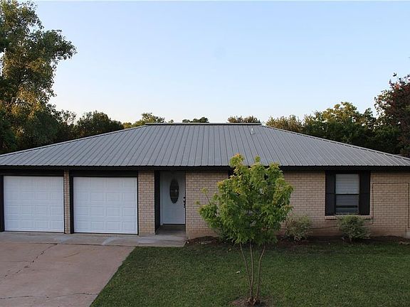 2nd image of 1509 Greenfield Dr