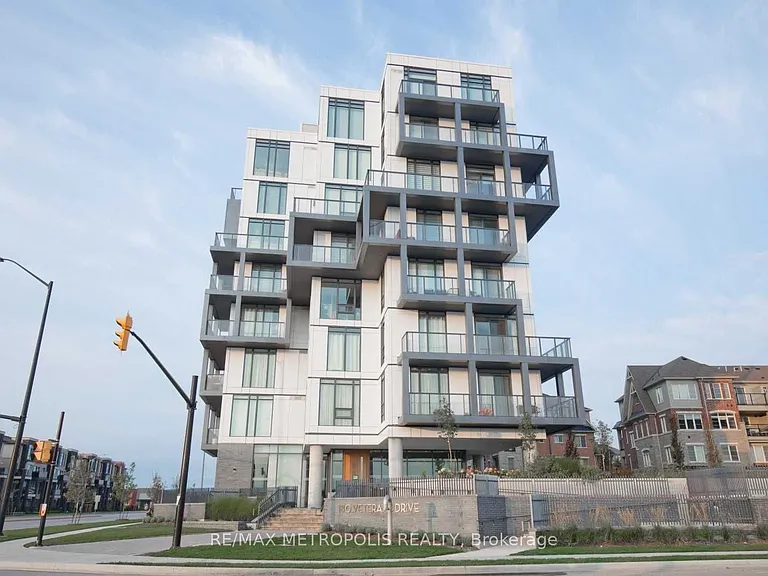 180 Veterans Dr #209 — Photo 2