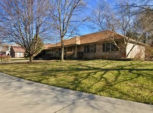 8701 Gallant Fox Dr, Indianapolis, IN