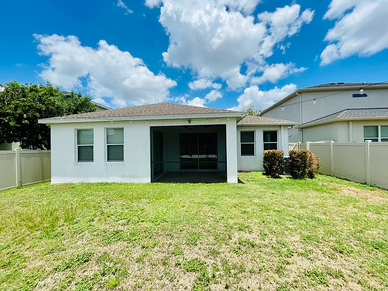 11233 Spring Point Cir — Photo 8