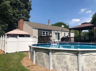 166 Chamberlain Rd, Oak Ridge, NJ 07438