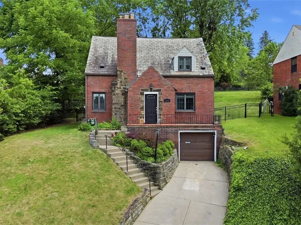 331 Atlanta Dr, Pittsburgh, PA 15228