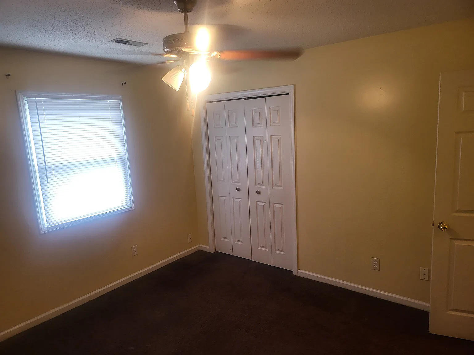 2116 North Ave — Photo 4