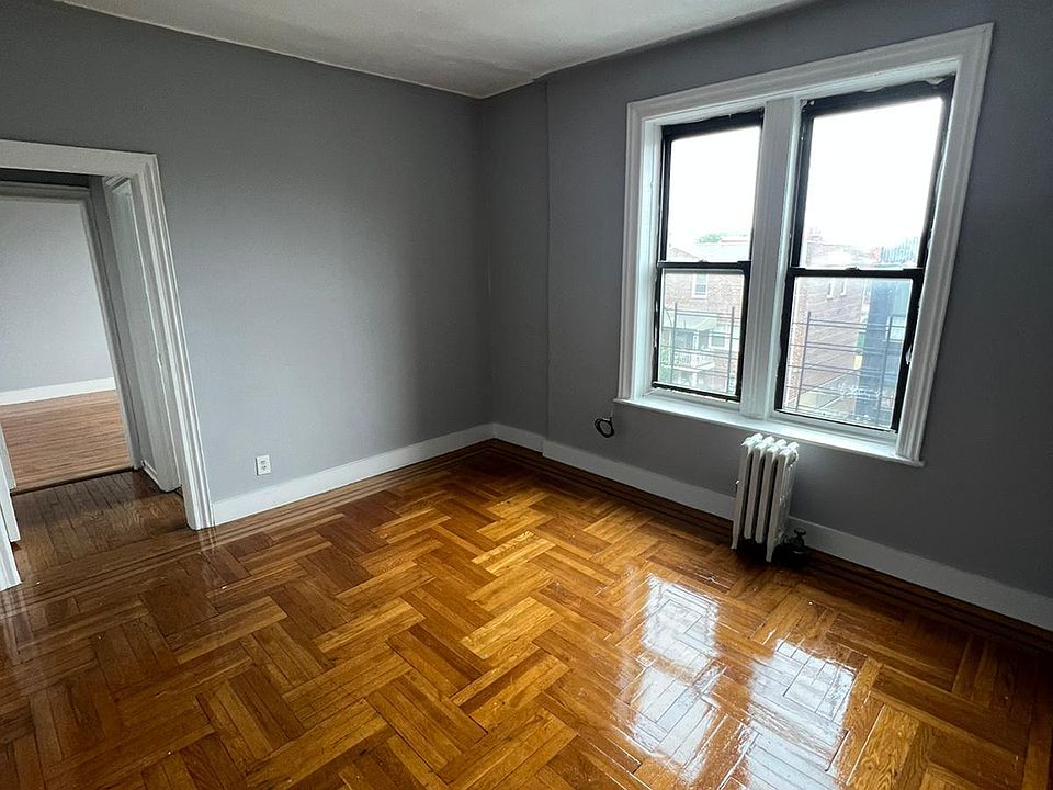 2nd image of 1953 70th St APT C12