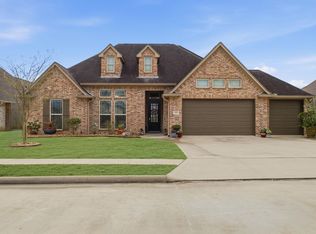 220 Hidden Grove Ct, Lumberton, TX 77657