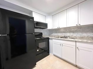 600 76th Ave N #E38A099B5, Saint Petersburg, FL 33702