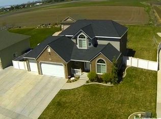 1730 W 1275 N, Farr West, UT 84404
