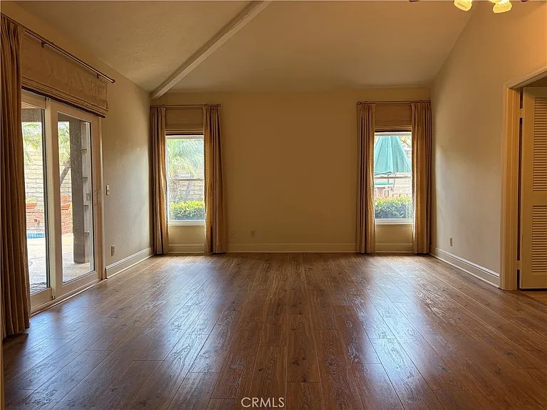 18886 Mount Walton Cir — Photo 37