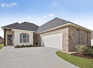 36447 Belle Savanne Ave, Geismar, LA 70734