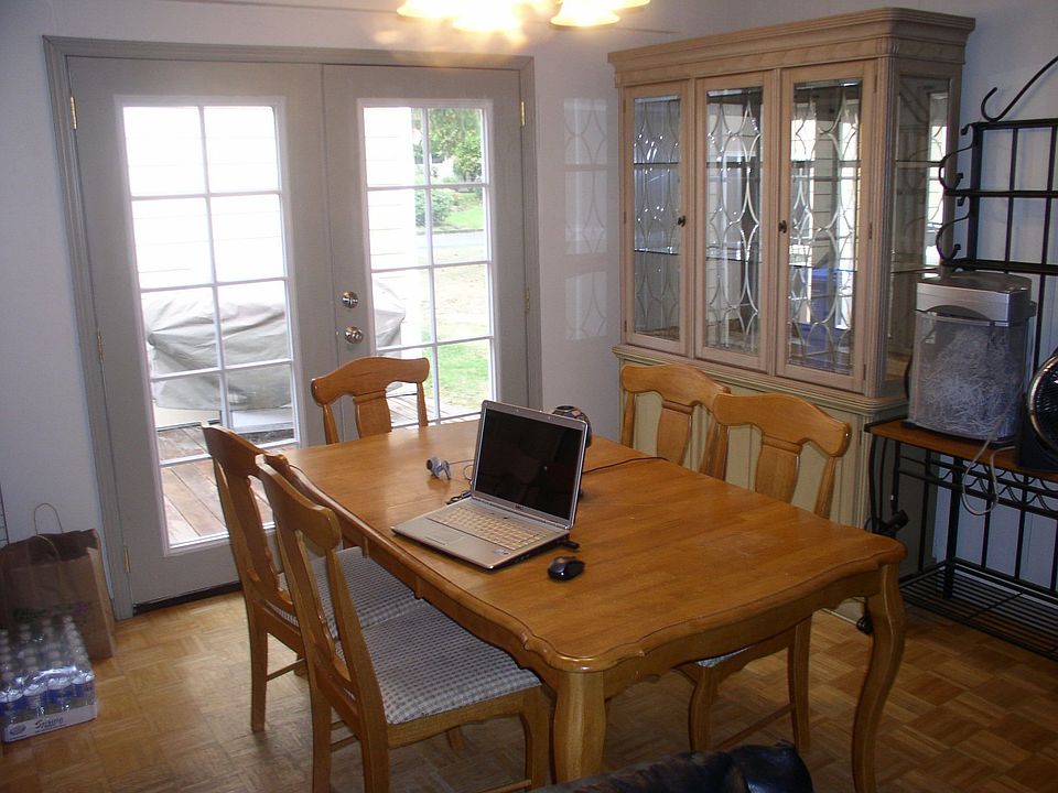 fch door dining area