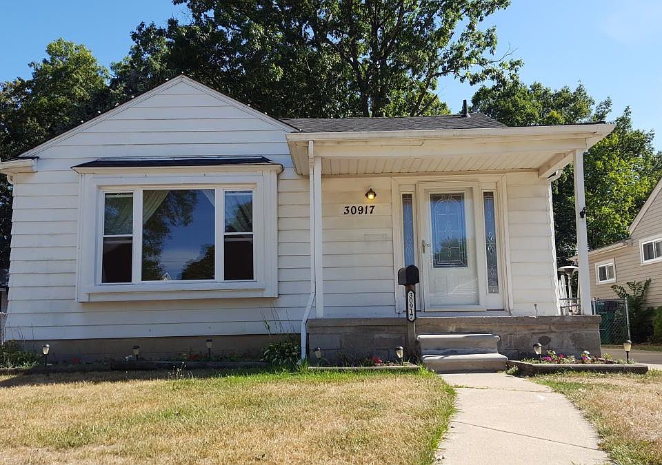 1st image of 30917 Florence St