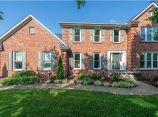 9902 Spring Ridge Dr, Louisville, KY 40223