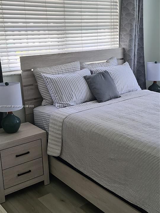 1st image of 444 SW 4th St APT 102