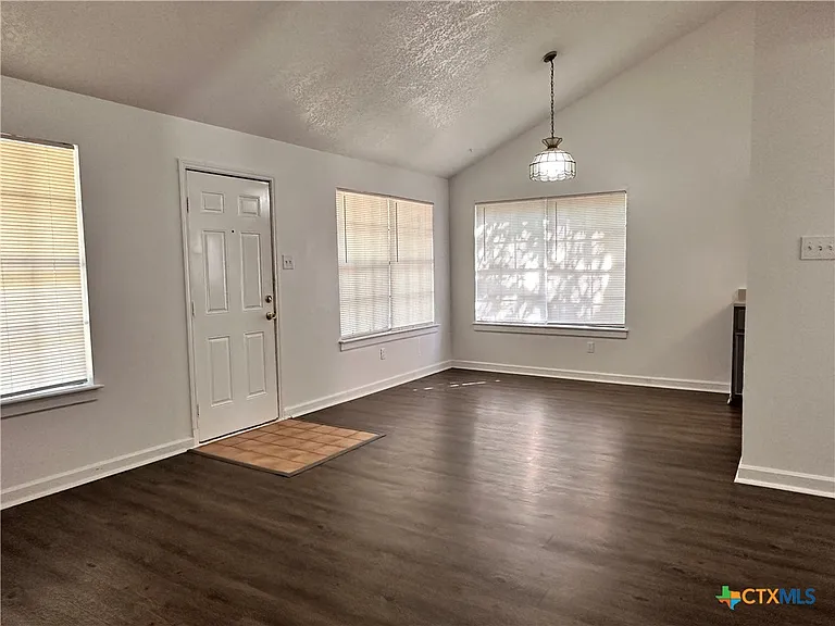 209 Orchard St — Photo 24
