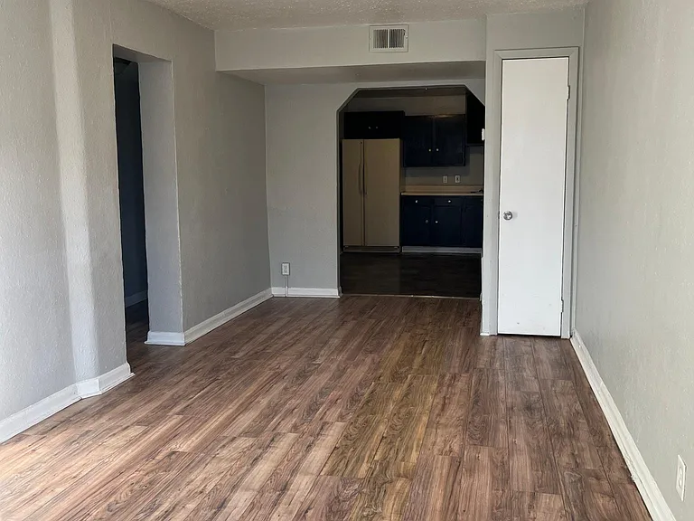 1350 Kingston St #1 — Photo 7