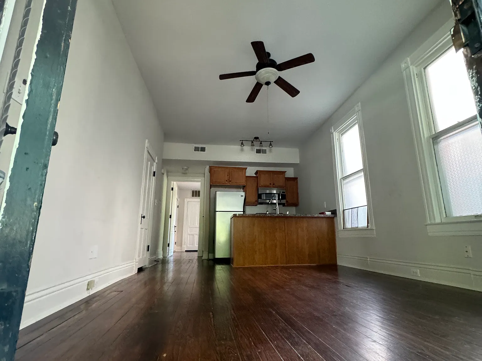 1 bed, 650 sqft, $1,200 — Photo 4