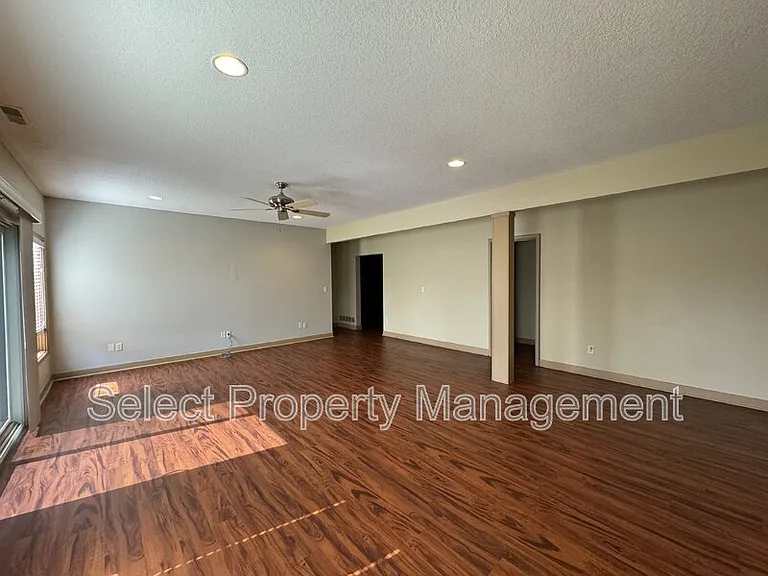 12134 Fairway Winds Ct — Photo 29